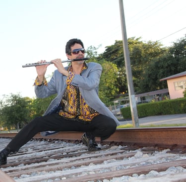 Triunfar en la Música: Lo que Todo Artista Joven Debe Saber Sobre la Industria