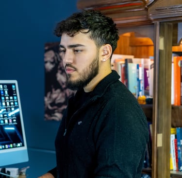 Zues Working In New Gen Office