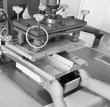 The heat-seal manufacturing process, ensuring a durable and seamless finish.