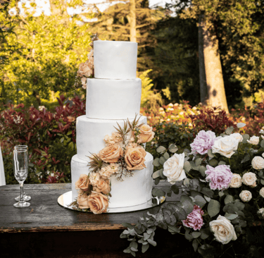wedding cake curated by Francesco Margaretini