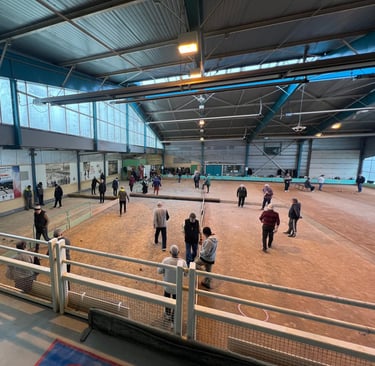 vue intérieur du boulodrome de la bâtie