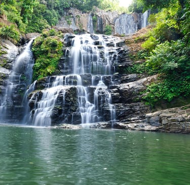 Ojochal, Provincia de Puntarenas, Waterfalls in Costa Rica