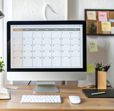 Computadora con un calendario