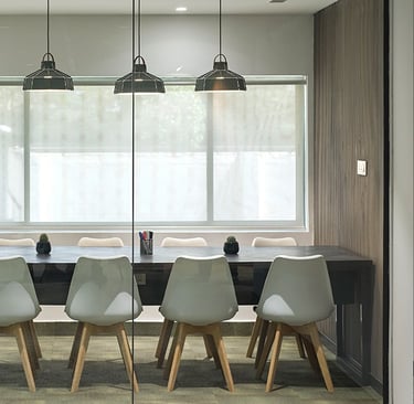 Meeting room at ClayWorks – A professional and well-equipped space for seamless discussions.