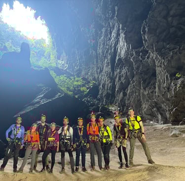 group photo at  camp 3, Hang Son Doong cave, Vietnam