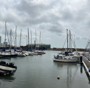 Boat Services Lady Bee Marina