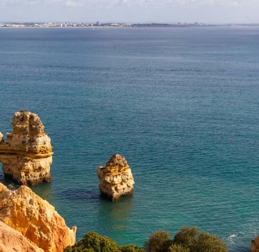Wo sind die schönsten Felsen an der Algarve 