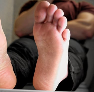 a meaty masculine feet a muscle arm