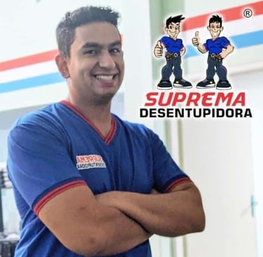 funcionário da Suprema Desentupidora