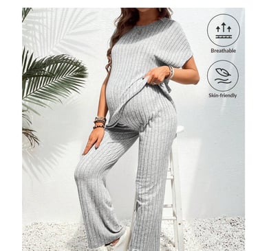 Soft grey SHEIN maternity two-piece hospital gown set with short sleeve top and long pants