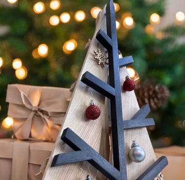 sapin en bois, arbre de Noël, objet en bois, décoration en bois, ébénisterie, artisanat