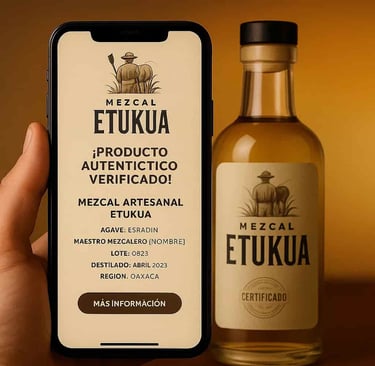 Primer plano de pantalla de smartphone mostrando detalles de verificación de mezcal artesanal Etukua