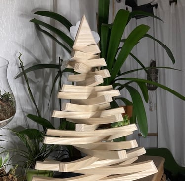 sapin en bois, arbre de Noël, objet en bois, décoration en bois, ébénisterie, artisanat