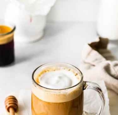 Ballı Badem Sütü Flat White