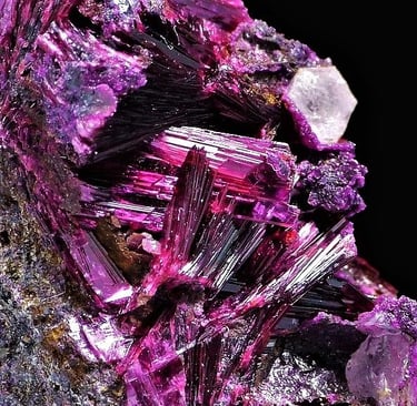 Erythrite