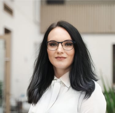 Regina Weibel – Beratungsstellenleitung bei DSM Office Passau für Lohnabrechnung, Buchhaltung und Unternehmensberatung