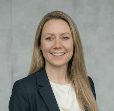 Katja Müller aus dem Backoffice von Reidelbach Immobilien, zuständig für Organisation und administrative Abläufe