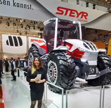 Selin revealing Steyr Hybrid Tractor Concept at Agritechnica 2019