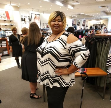 The Iolande Personal Branding Service featuring Iolande . Argent