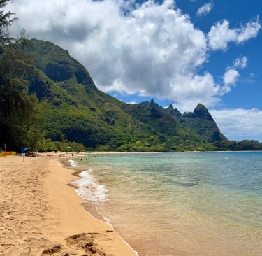tunnels beach snorkeling kauai Hawaii