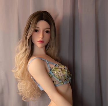 oanh poupee adulte pas cher