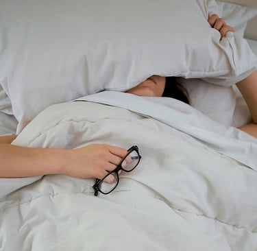 je suis fatigué mais j'arrive pas a dormir