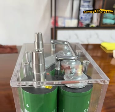 detail of LTO cylindrical battery cells