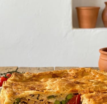 Chicken and vegetable puff pastry pie