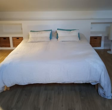 creation-tete-de-lit-sur-mesure-les-sables-d-olonne-les-achards-talmont-ile-d-olonne-saint-gilles-croix-de-vie