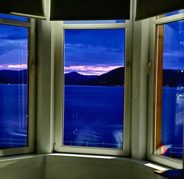 The window at Gourock Seaview Holiday Let with a view of the ocean