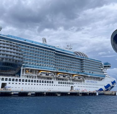 Crucero Sun Princess en Cozumel , México. Princess lider en viajes por Alaska