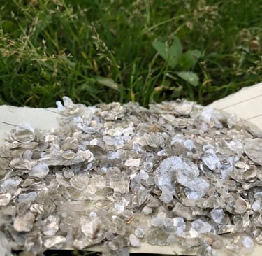 Source premium muscovite mica for electronics, cosmetics, and construction