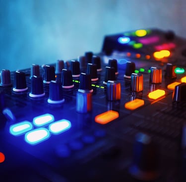 djm mixer with blue and orange lights