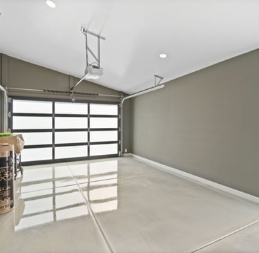 Solid color epoxy garage floor 