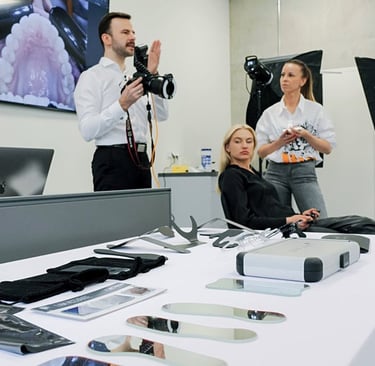 veidrodžiai, plėtlikliai, odontologinė fotografija