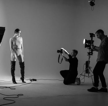 Fotografas Eimantas Paulauskas eimantasPhoto studijoje