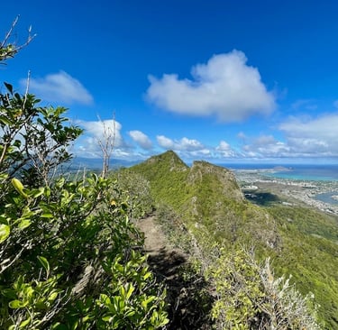 Olomana Trail Three Peaks O'ahu Hawai'i