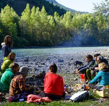 séjour aventure nature rivière canoë kayak groupe famille potes amis