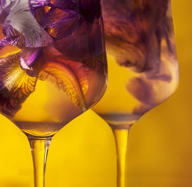 Introduction to Still Life Photography: How to Capture Everyday Beauty with Timeless Elegance