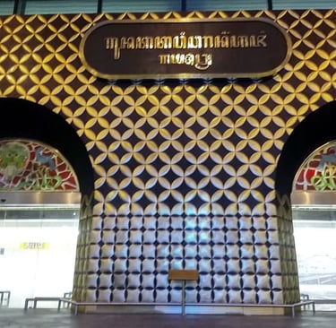 Patung Kuningan