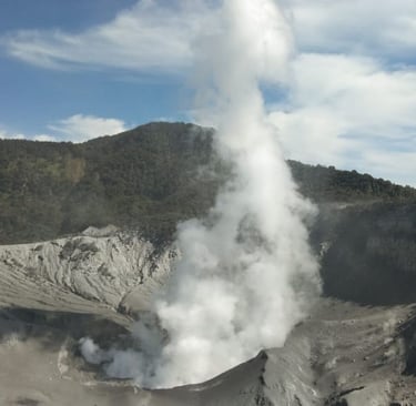 gunung tangkuban perahu