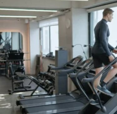 Treino de Simulador de Escada para Perda de Peso: O Que É, Para Que Serve, Benefícios e Resultados