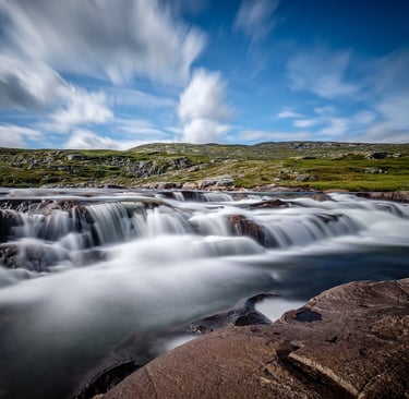 The Art of Motion Blur: Mastering Slow Photography for Stunning Creative Shots