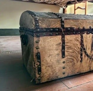 Knoxville, Tennessee Travel - Ramsey House deerskin chest under a bed for storagee