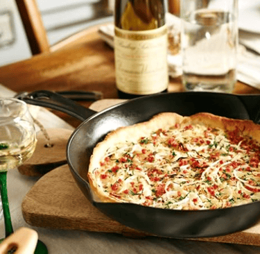 Staub pre-seasoned cast iron skillet 