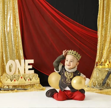 Cakesmash Photography boy crown theme