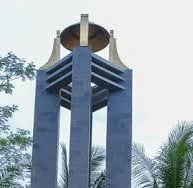 Patung Caping Kuningan