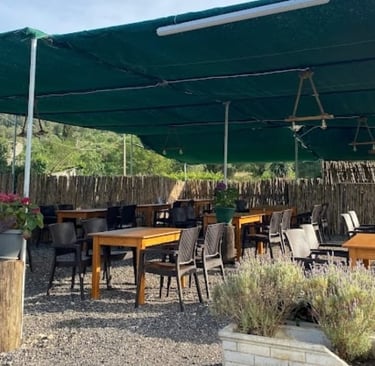 Botigis Grill Taverna Sinarades Villa Olivia Corfu