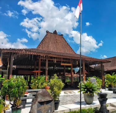 Balkondes Karangrejo Front View