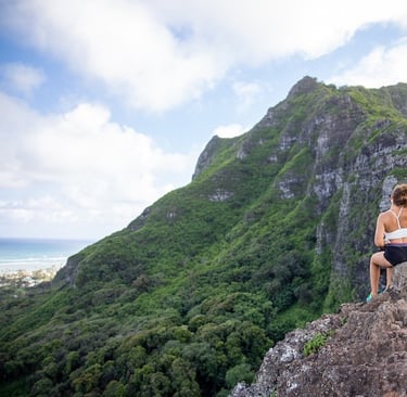 Crouching Lion Hike O'ahu Hawai'i